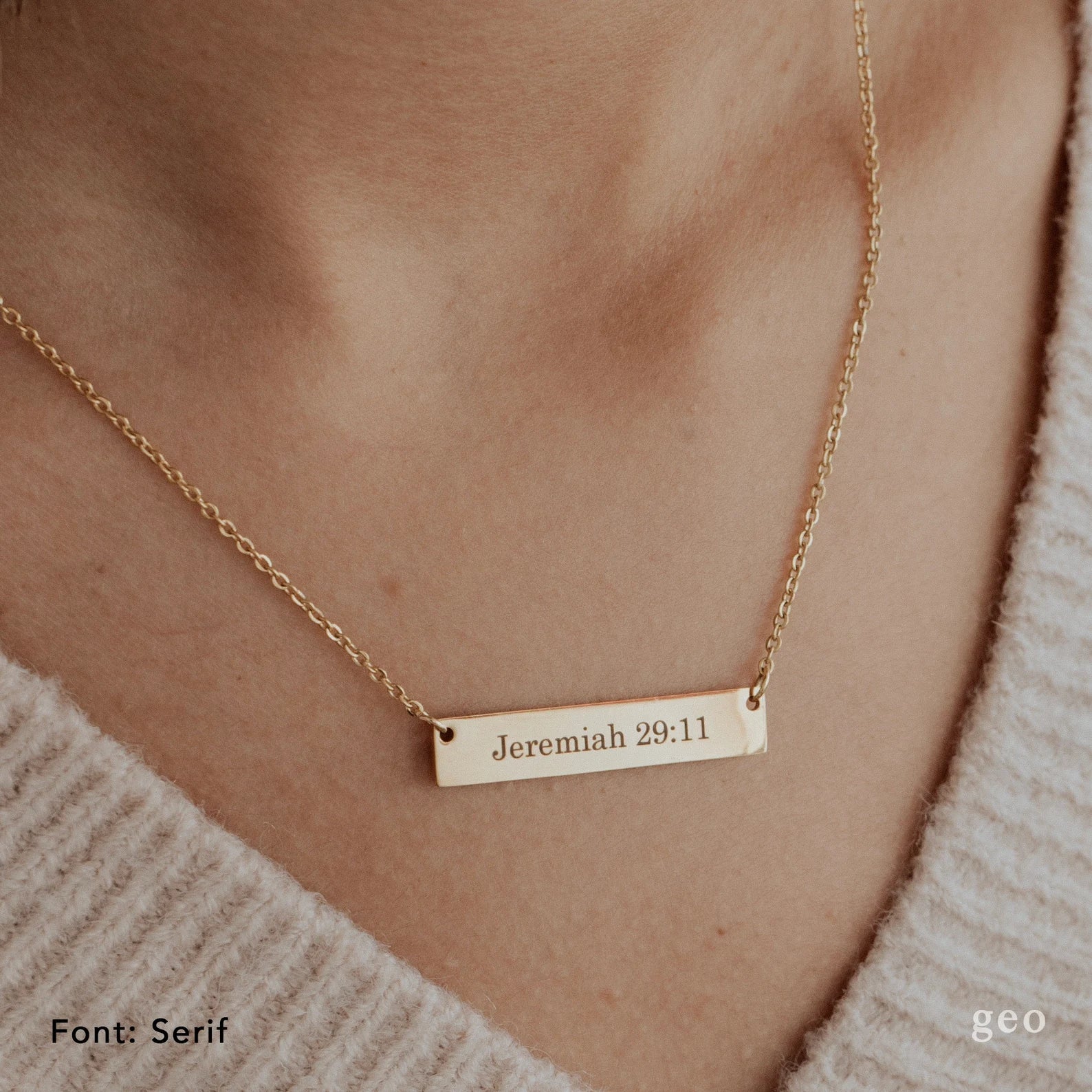 Bar Engraved Name Necklacee